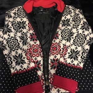 IceLandic Designs Full Front ZIP Fully Lin…